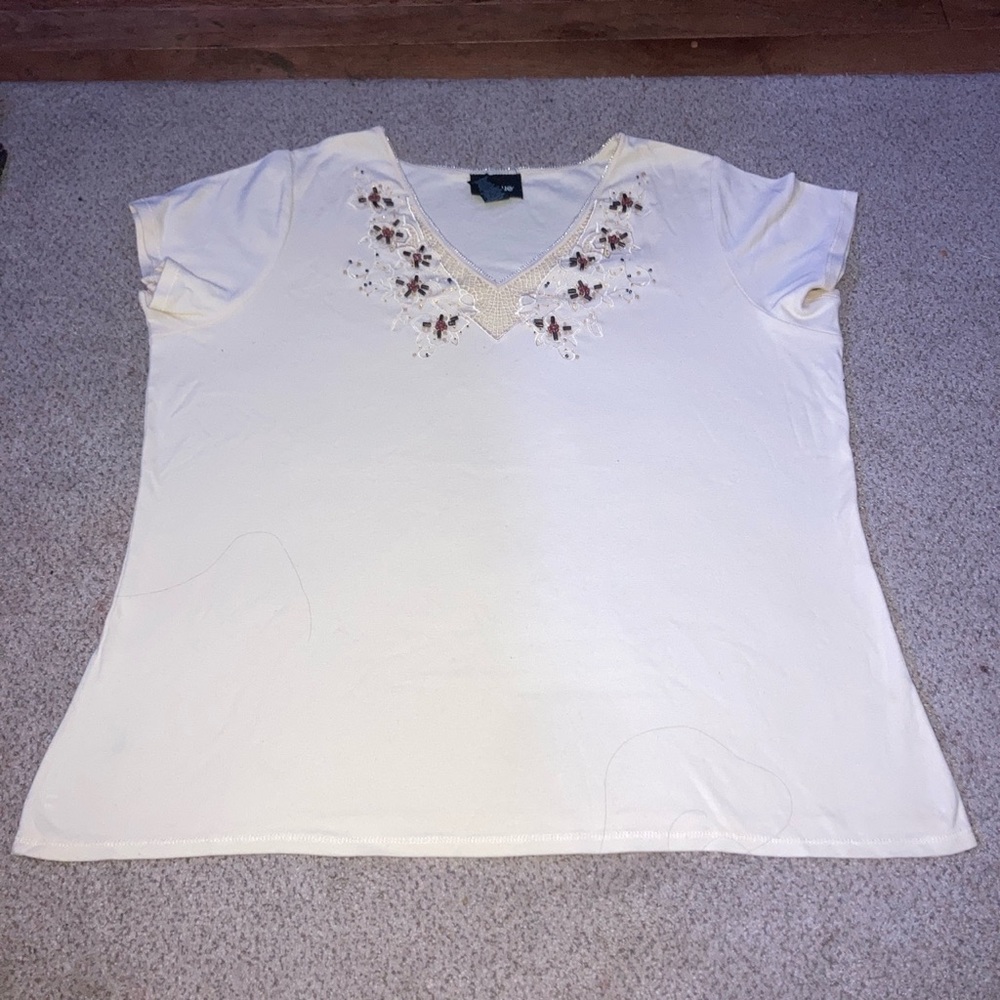 Avenue T-shirt